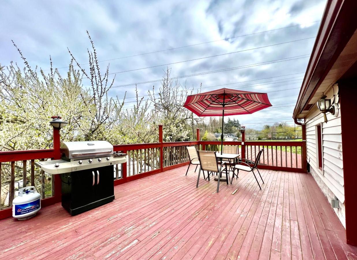 Private With Two Twin Beds Air Conditioning And Shared Bathrooms Located Near Seatac Airport And Downtown Privatunterkunft