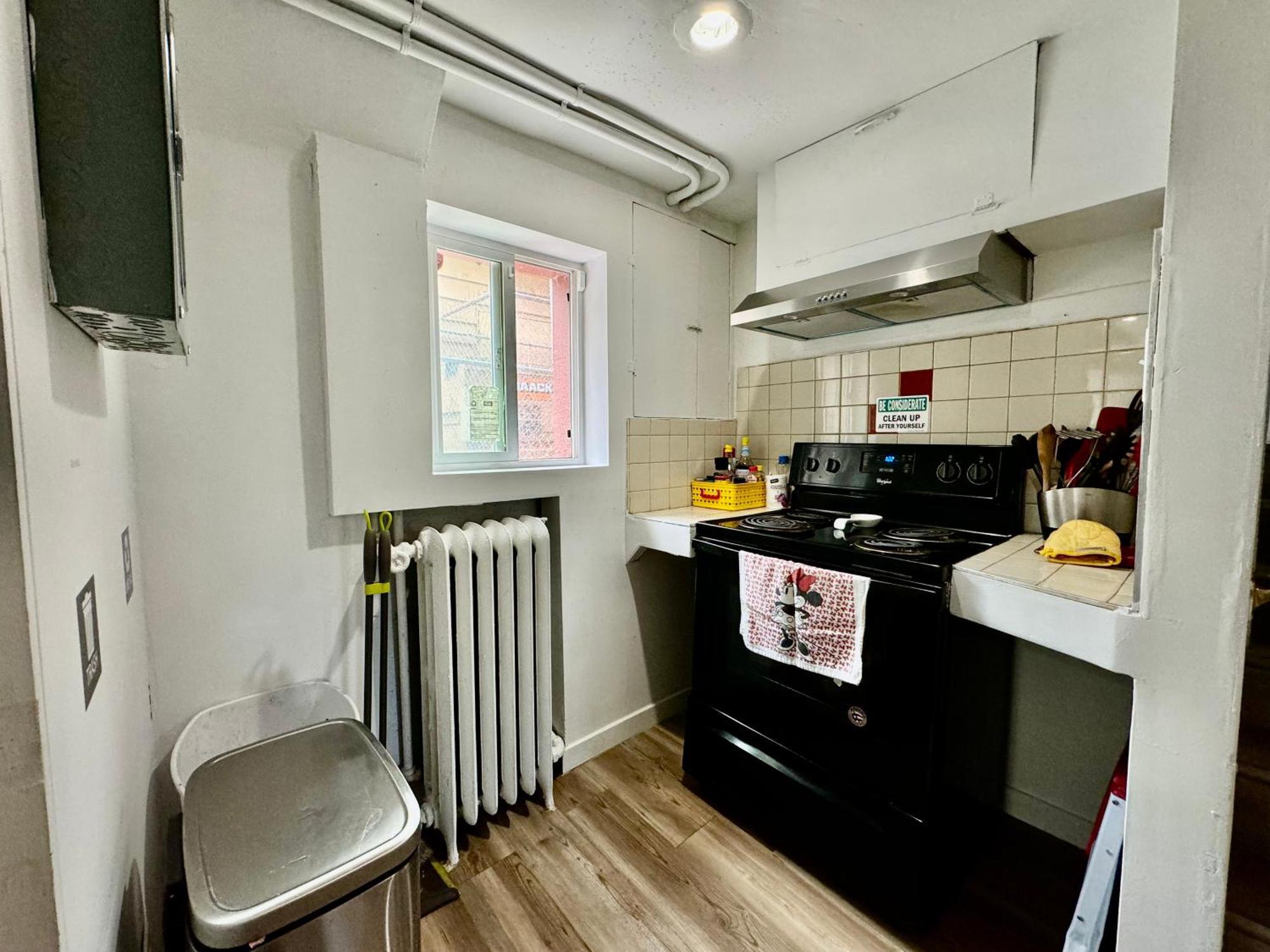 Private With Two Twin Beds Air Conditioning And Shared Bathrooms Located Near Seatac Airport And Downtown Privatunterkunft Seattle